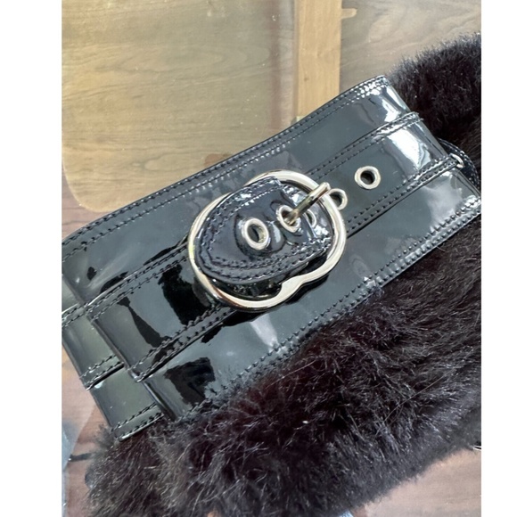 Miu Miu Faux Fur Snowboots - Picture 6 of 8